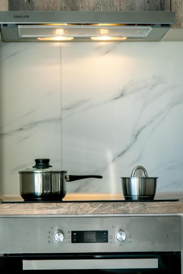 Miracle Luxury Apartments Peraía Екстериор снимка