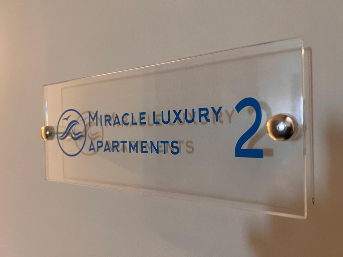 Miracle Luxury Apartments Peraía Екстериор снимка
